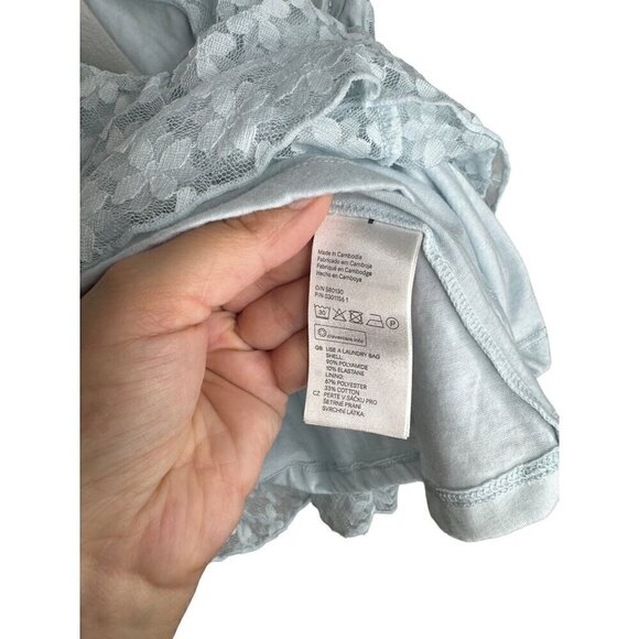 Divided H&M Floral Lace Crop Top Blue Small - Picture 3 of 4